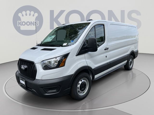 2026 Ford Transit Base