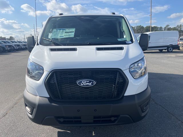 2026 Ford Transit Base