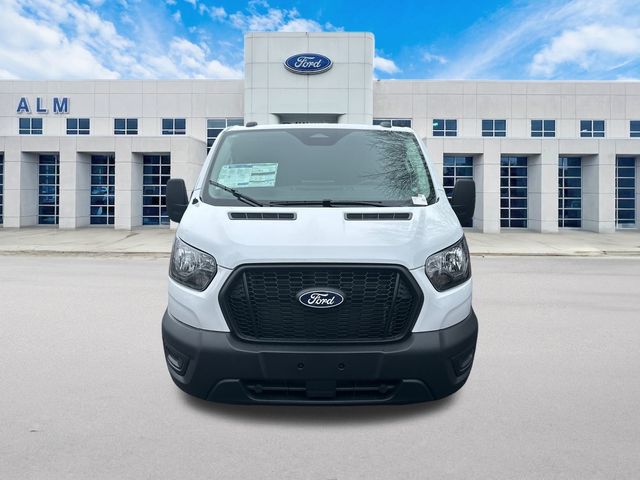 2026 Ford Transit Base