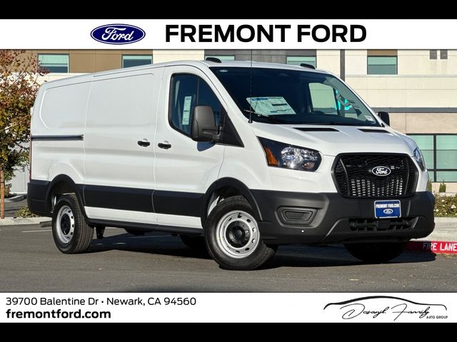 2026 Ford Transit Base