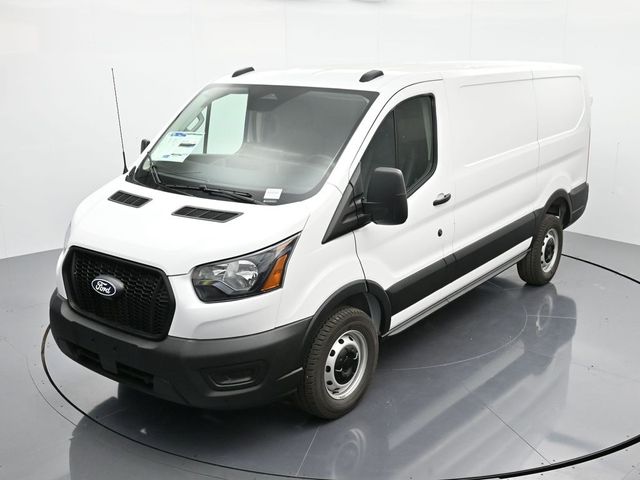 2026 Ford Transit Base