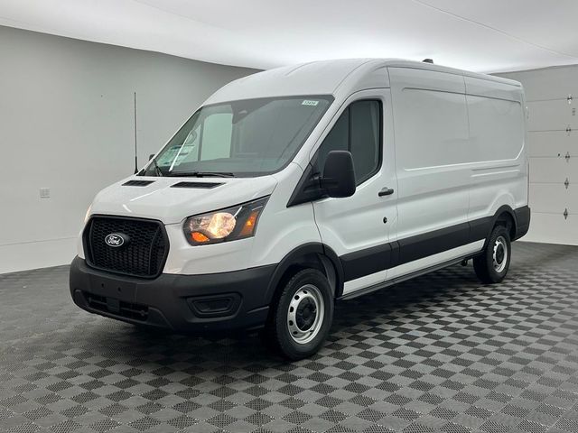2026 Ford Transit Base