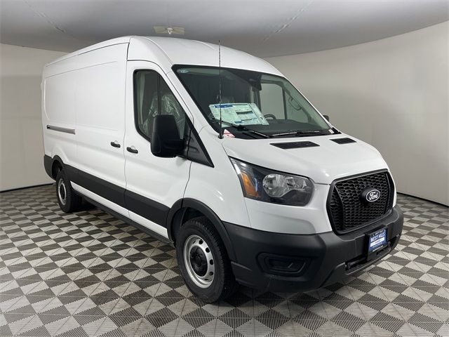 2026 Ford Transit Base