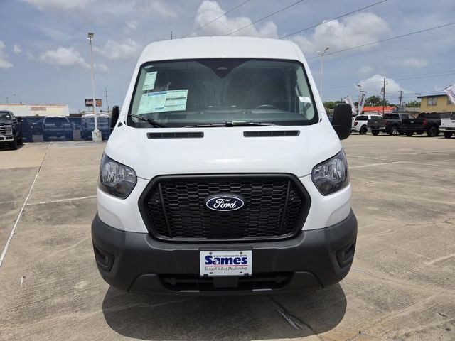 2026 Ford Transit Base