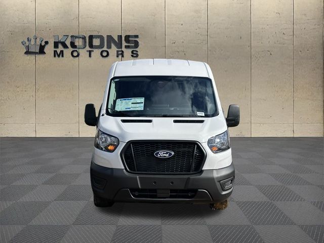 2026 Ford Transit Base