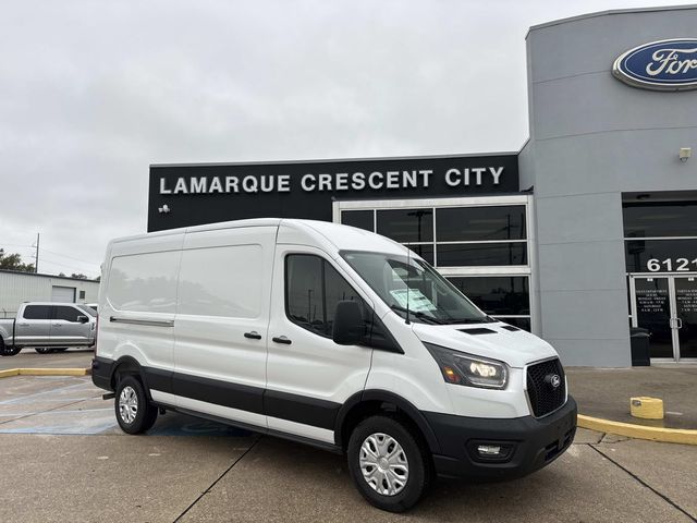 2026 Ford Transit Base