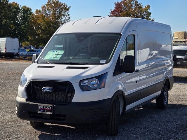2026 Ford Transit Base