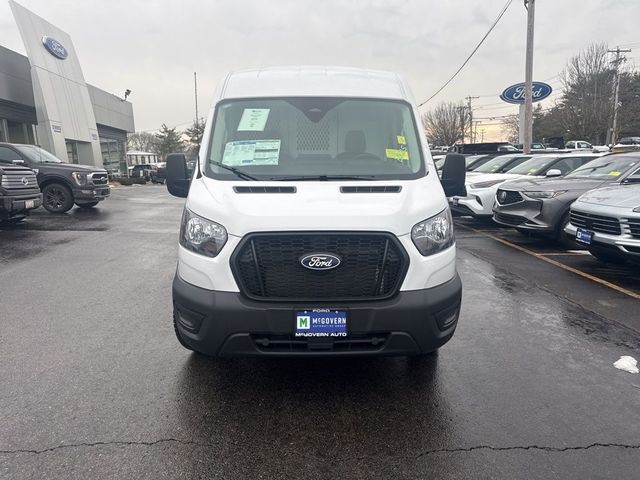 2026 Ford Transit Base