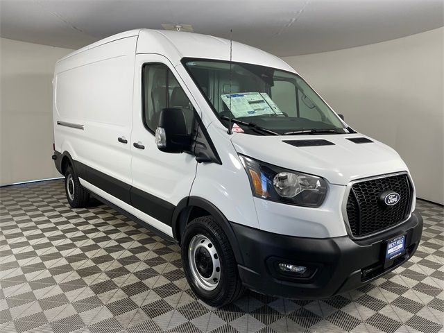 2026 Ford Transit Base