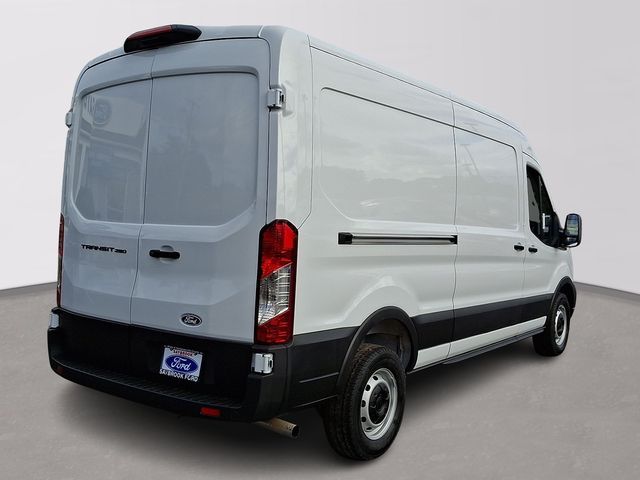 2026 Ford Transit Base