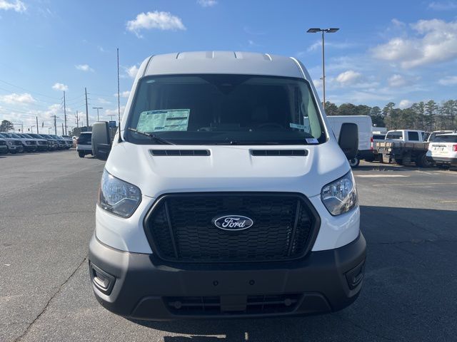 2026 Ford Transit Base
