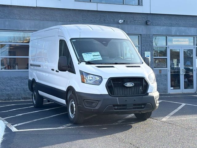 2026 Ford Transit Base