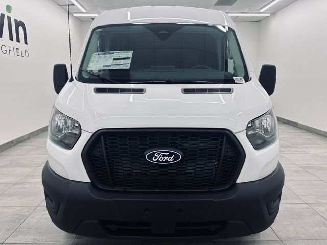 2026 Ford Transit Base