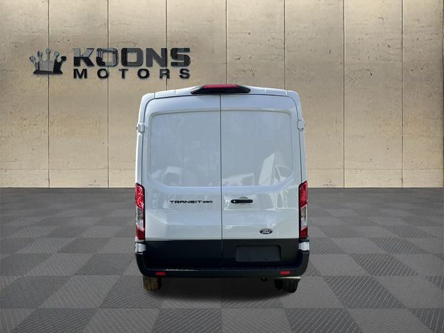 2026 Ford Transit Base