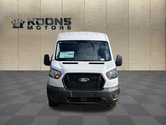 2026 Ford Transit Base