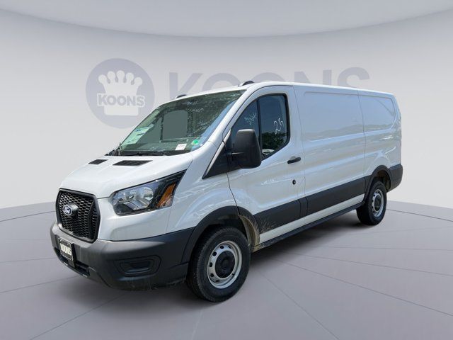 2026 Ford Transit Base