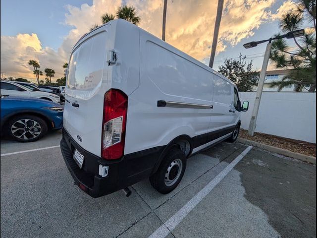 2026 Ford Transit Base