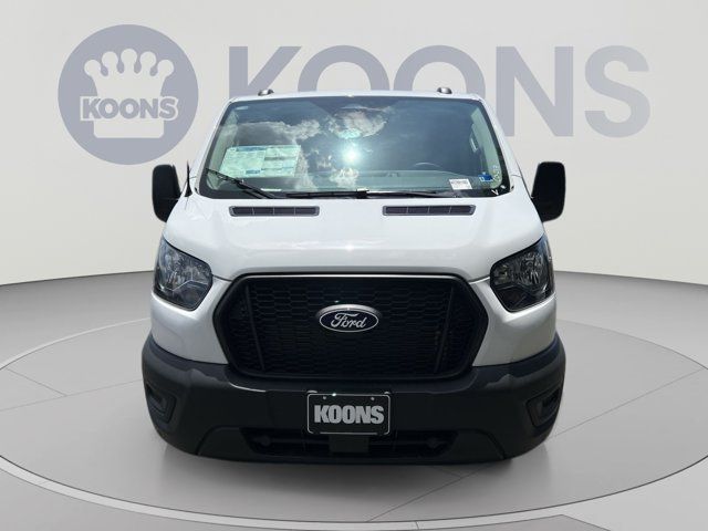 2026 Ford Transit Base