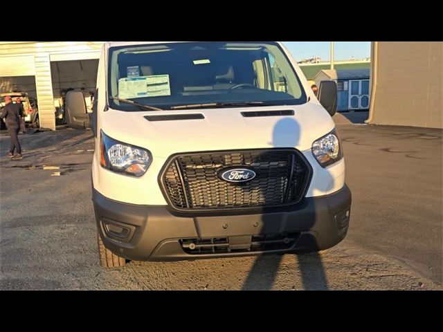 2026 Ford Transit Base