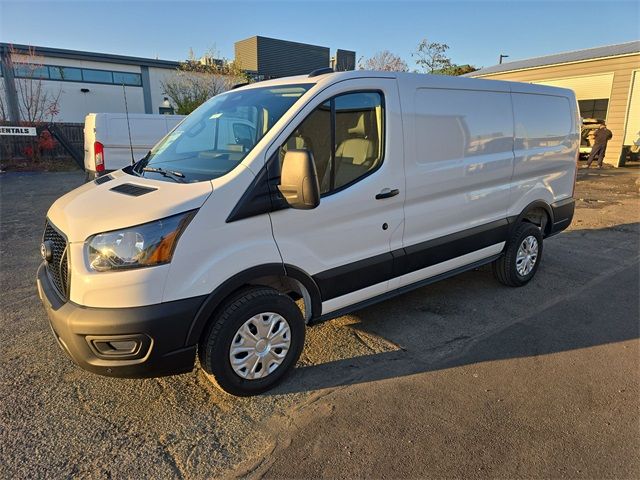2026 Ford Transit Base