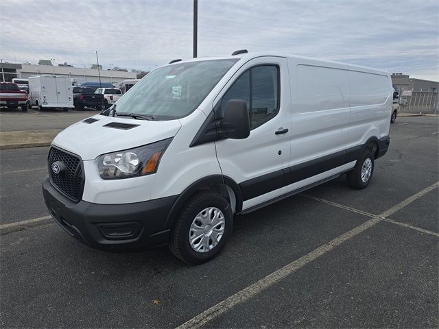 2026 Ford Transit Base