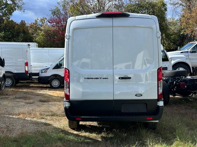 2026 Ford Transit Base