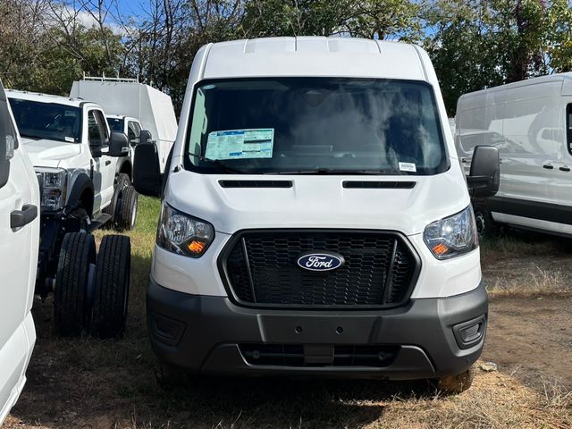2026 Ford Transit Base