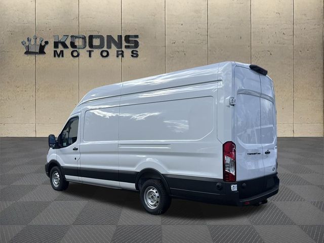 2026 Ford Transit Base