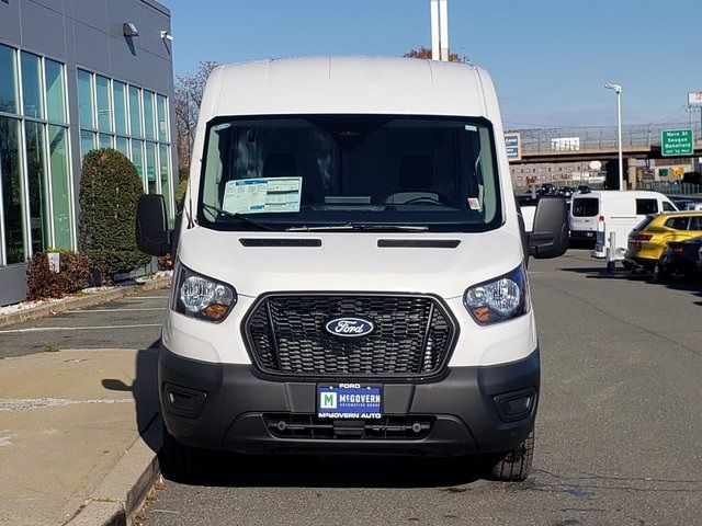 2026 Ford Transit Base