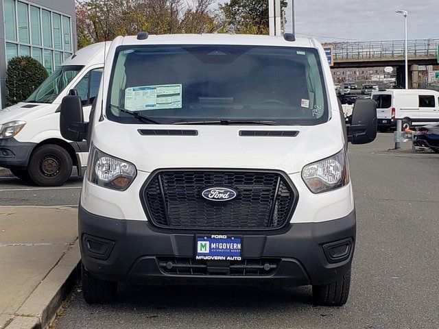 2026 Ford Transit Base