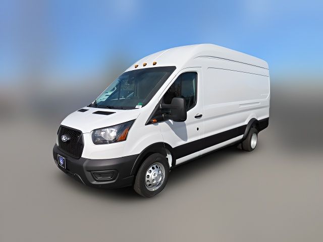 2026 Ford Transit Base