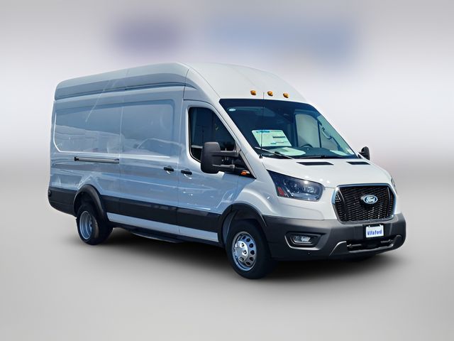 2026 Ford Transit Base