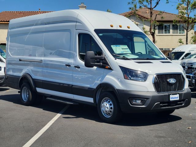 2026 Ford Transit Base