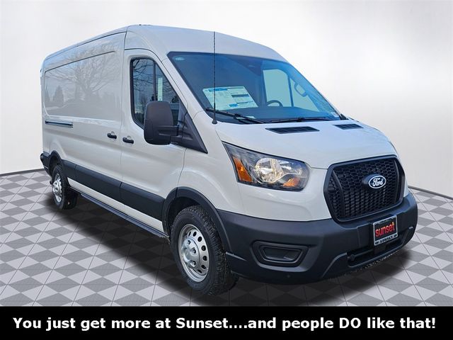 2026 Ford Transit Base