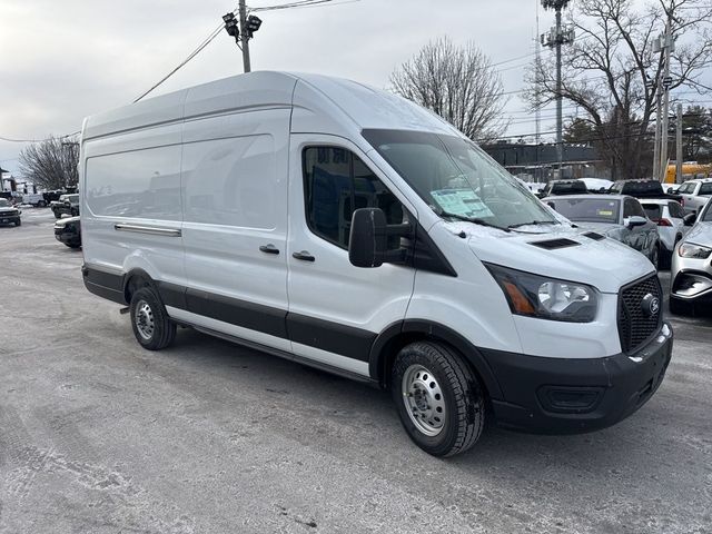 2026 Ford Transit Base