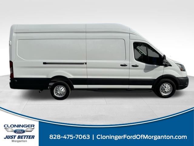 2026 Ford Transit Base