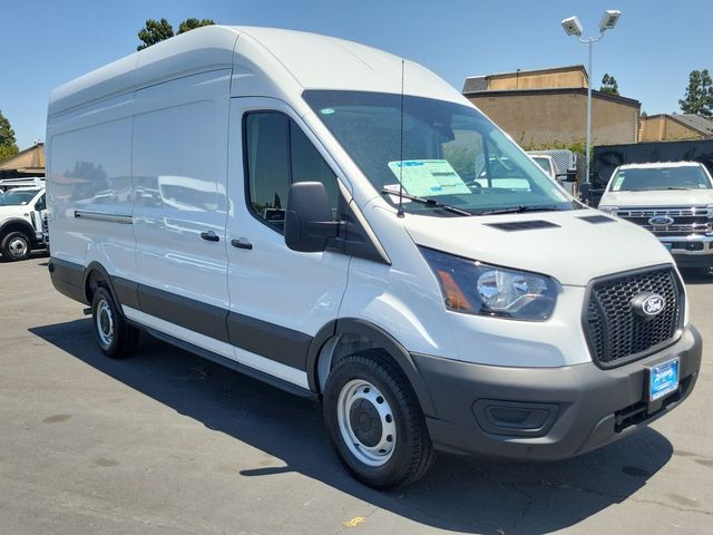 2026 Ford Transit Base