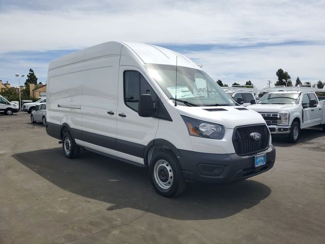 2026 Ford Transit Base