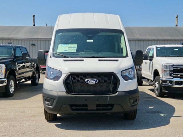 2026 Ford Transit Base