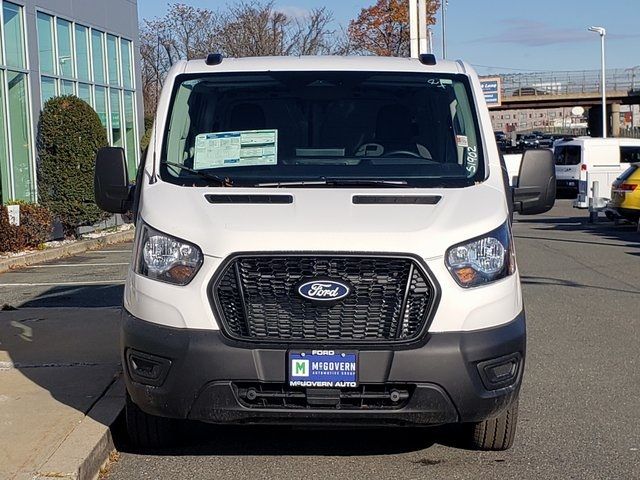 2026 Ford Transit Base