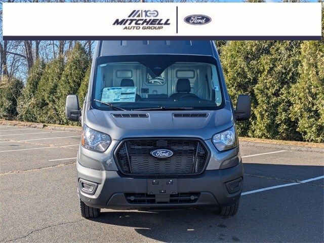 2026 Ford Transit Base