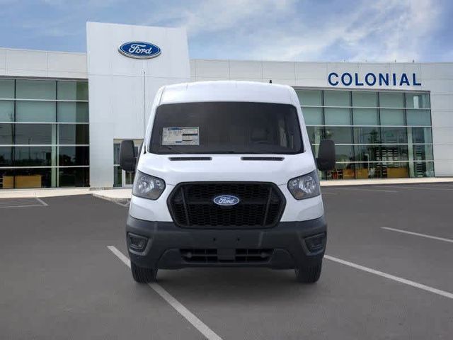 2026 Ford Transit Base