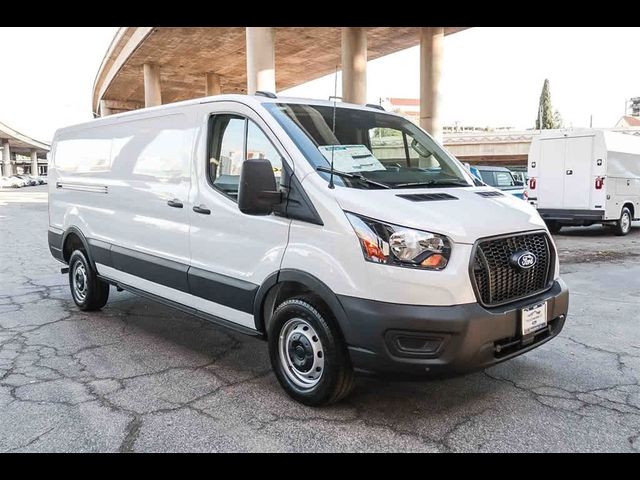 2026 Ford Transit Base