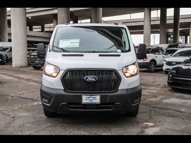 2026 Ford Transit Base