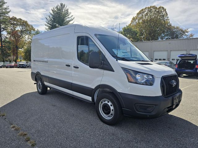 2026 Ford Transit Base