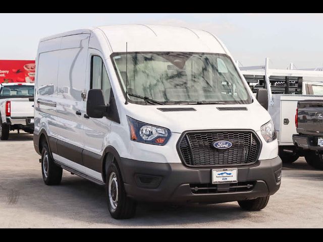 2026 Ford Transit Base