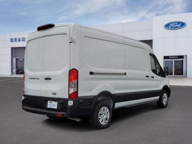 2026 Ford Transit Base