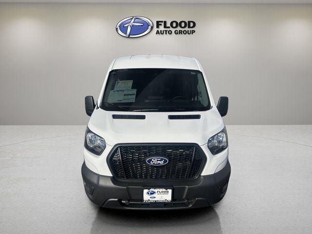 2026 Ford Transit Base