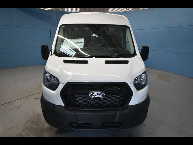 2026 Ford Transit Base