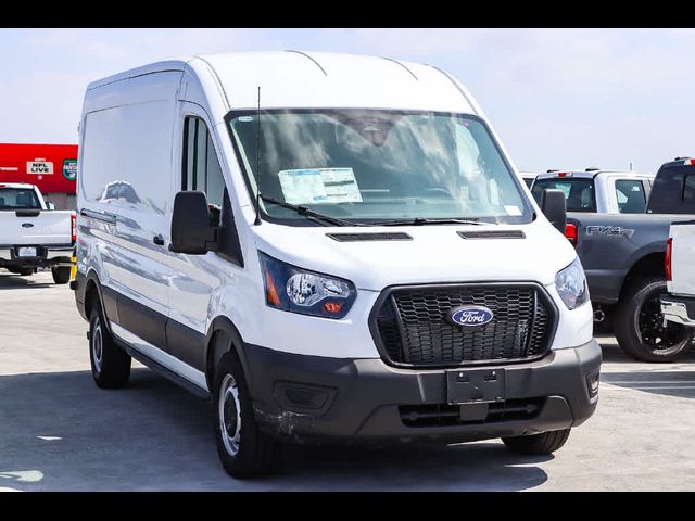 2026 Ford Transit Base
